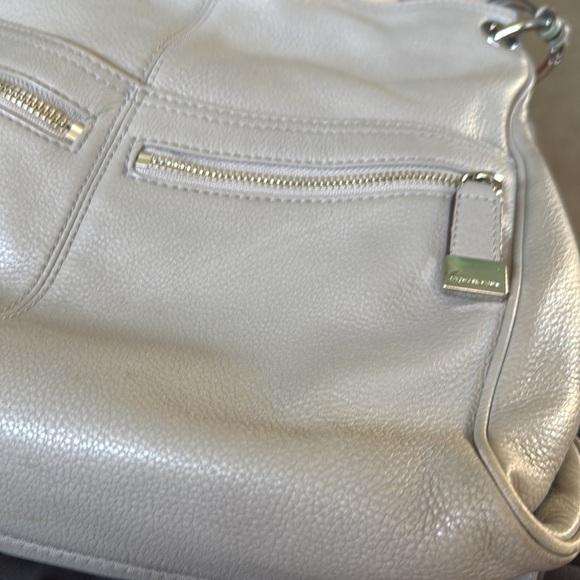 Michael Kors "Layton" Light Gray Pebbled Leather Shoulder Bag Multi Pocket - Picture 7 of 12